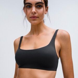 Lululemon Wondermost Ultra-Soft Nulu Scoop Neck Bralette